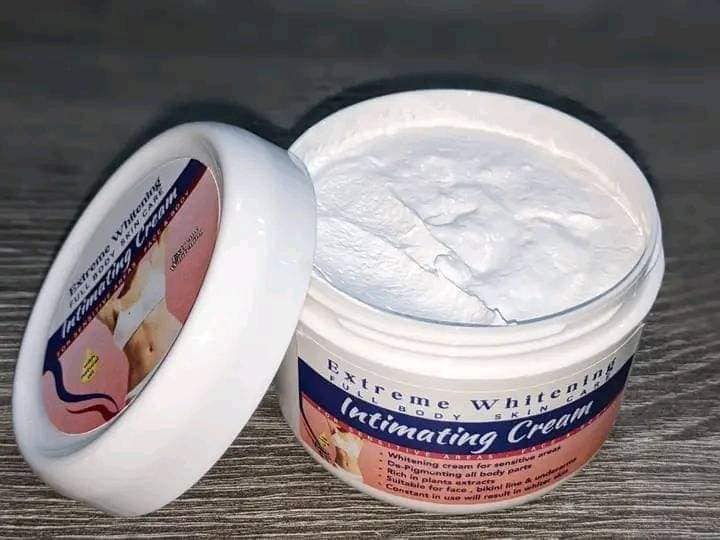 كريم Extreme Whitening للتفتيح والعناية بالبشرة