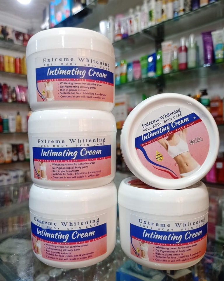 كريم Extreme Whitening للتفتيح والعناية بالبشرة