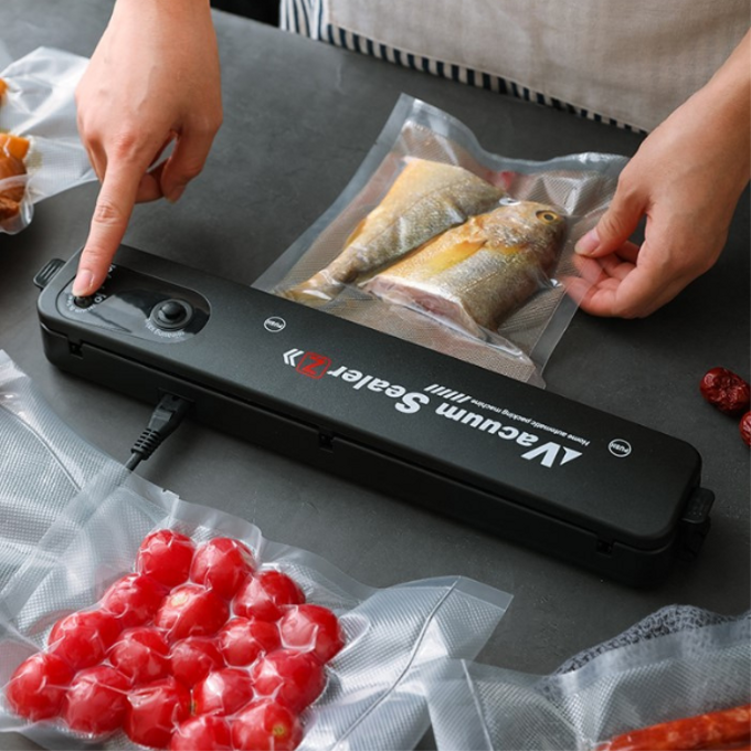 جهاز Vacuum Sealer لتغليف الاغذية بتفريغ الهواء